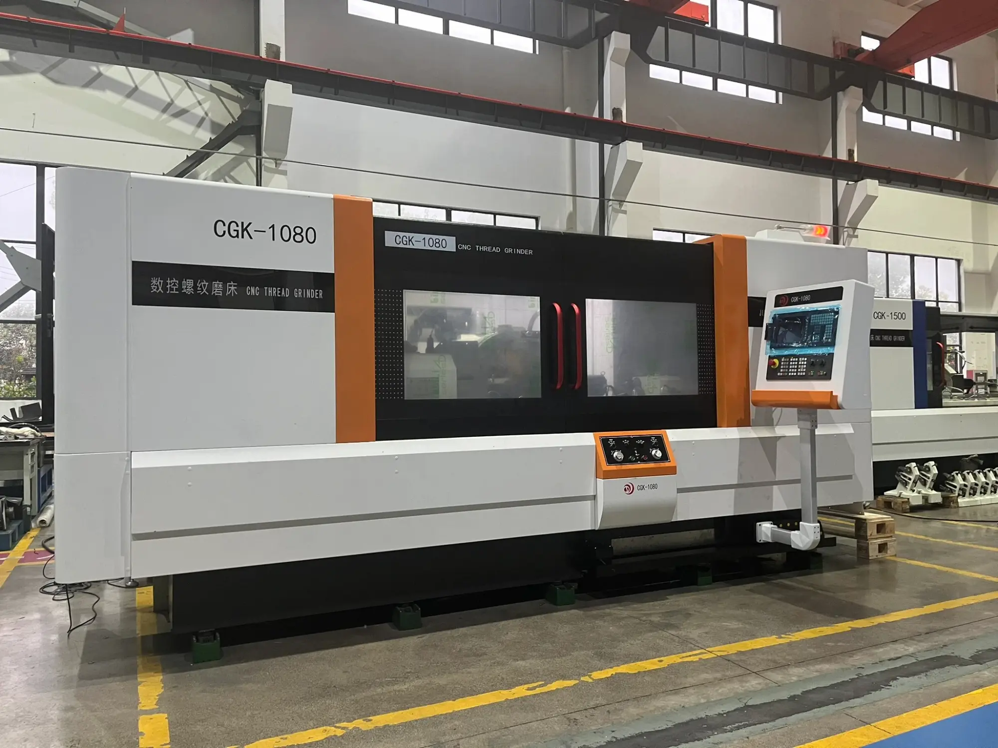 CGK-500 / CGK-800 / CGK-1080 CNC high-precision thread grinder in a ball-screw grinding shop
